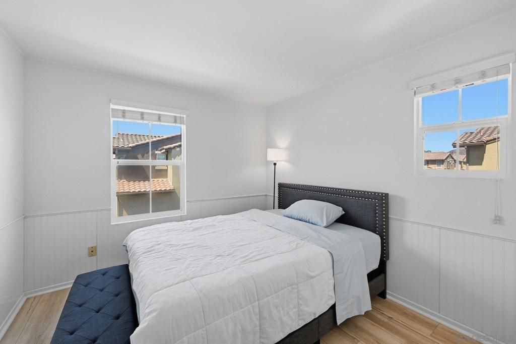 Image 17 of property listing at 10161 Daybreak 6, Santee, CA 92071