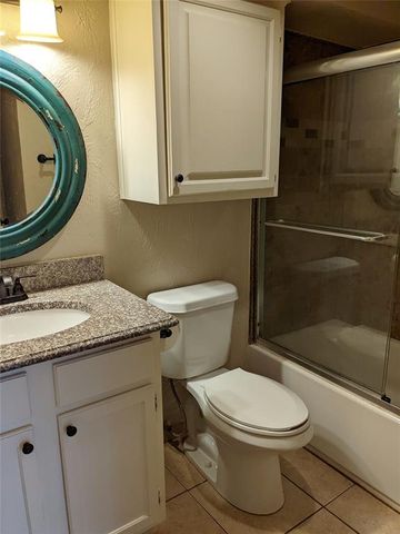 11130 Stratford Drive 408, Oklahoma City, OK 73120