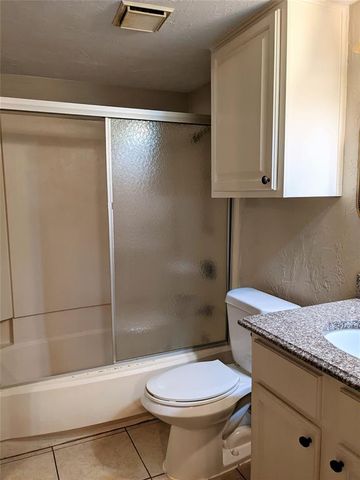 11130 Stratford Drive 408, Oklahoma City, OK 73120
