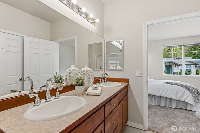11711 239th Avenue NE, Redmond, WA 98053
