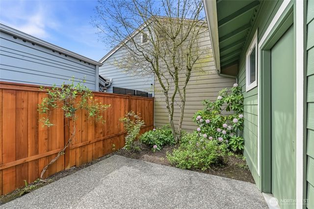 11711 239th Avenue NE, Redmond, WA 98053