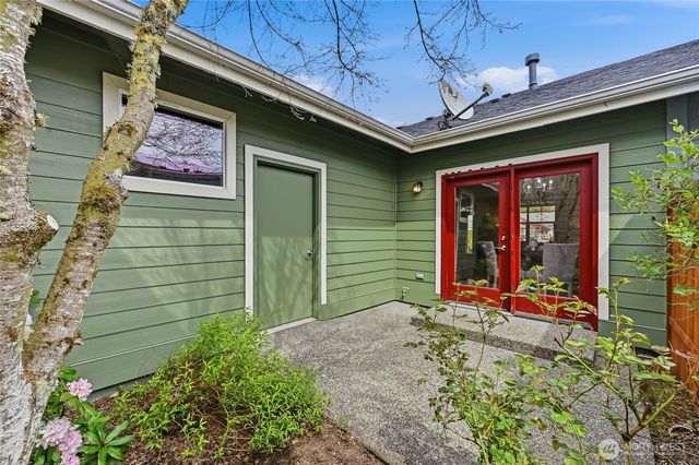 11711 239th Avenue NE, Redmond, WA 98053