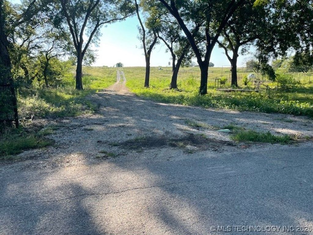 2855 Deese, Ardmore, OK 73401