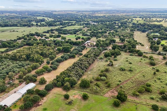 1712 Peach Ridge Road, Brookshire, TX 77423