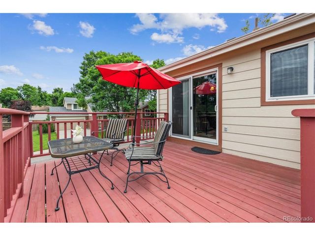 693 Delwood Ct, Highlands Ranch, CO 80126