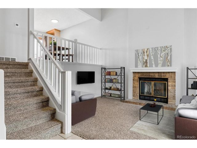 693 Delwood Ct, Highlands Ranch, CO 80126