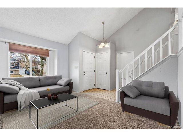 693 Delwood Ct, Highlands Ranch, CO 80126