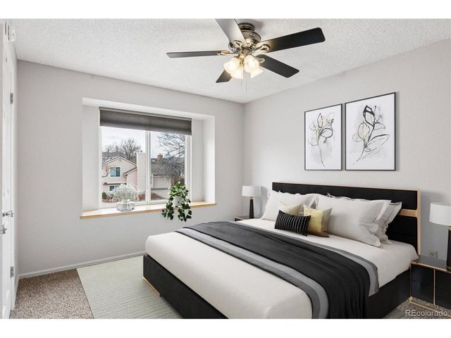 693 Delwood Ct, Highlands Ranch, CO 80126