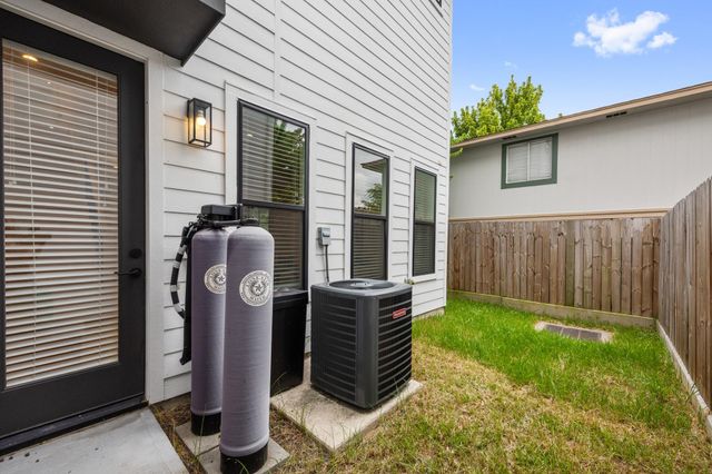 10937 Fire Creek Drive, Houston, TX 77043