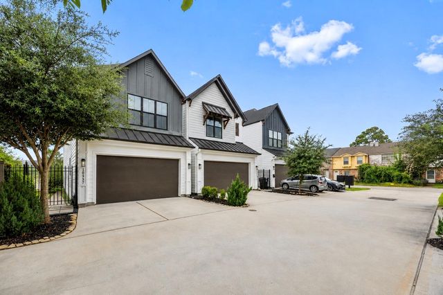 10937 Fire Creek Drive, Houston, TX 77043
