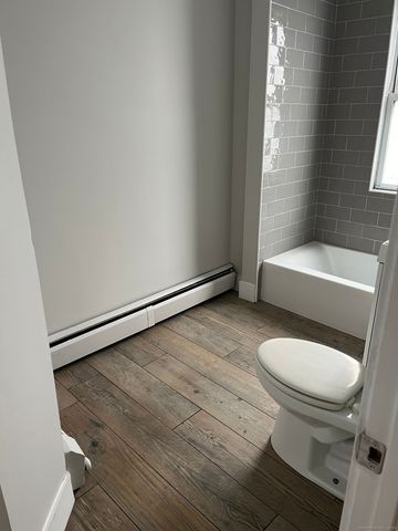 930 William Street APT A, Bridgeport, CT 06608