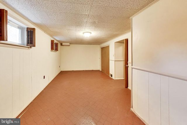6720 BRIARCLIFF DR, Clinton, MD 20735