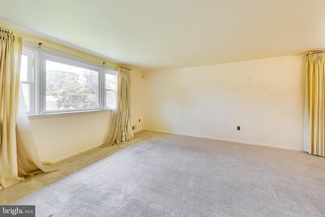6720 BRIARCLIFF DR, Clinton, MD 20735