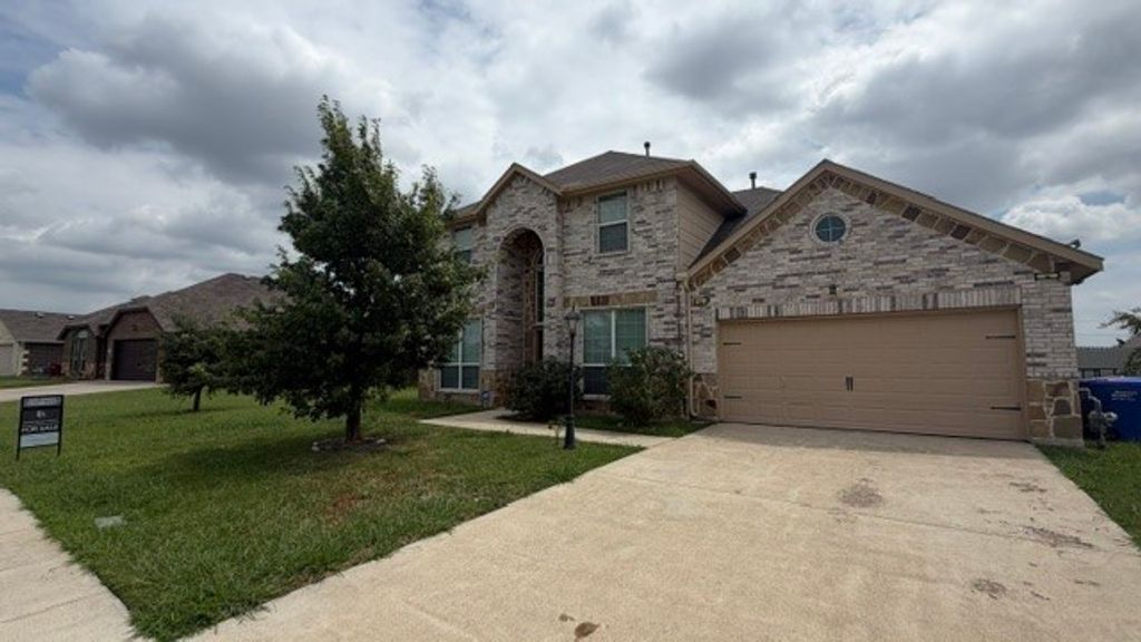 1928 Green Terrace Drive, Royse City, TX 75189