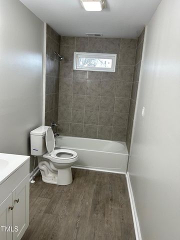 538 Mckoy Street, Clinton, NC 28328