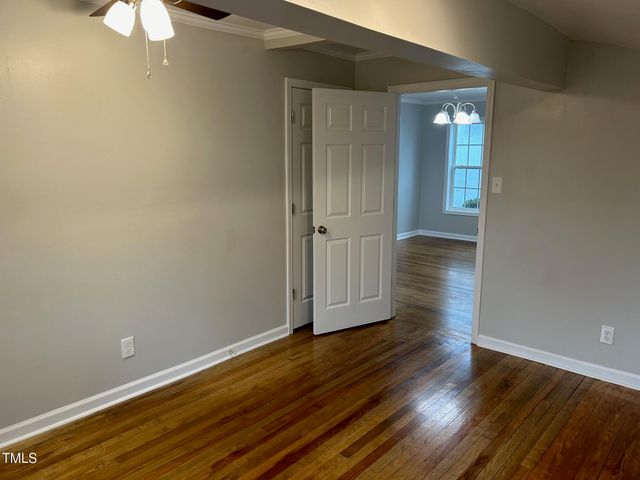 538 Mckoy Street, Clinton, NC 28328