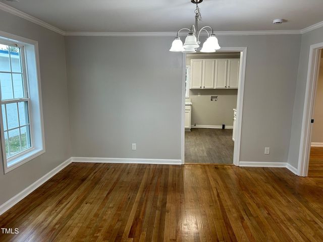 538 Mckoy Street, Clinton, NC 28328