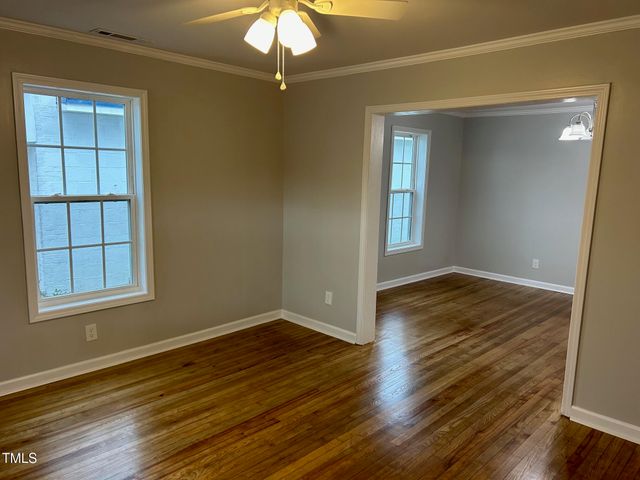 538 Mckoy Street, Clinton, NC 28328