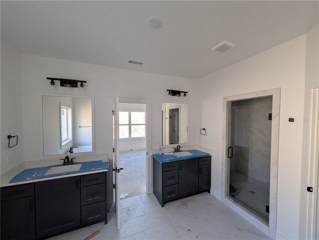 32 Luncarty Lane, Bella Vista, AR 72715