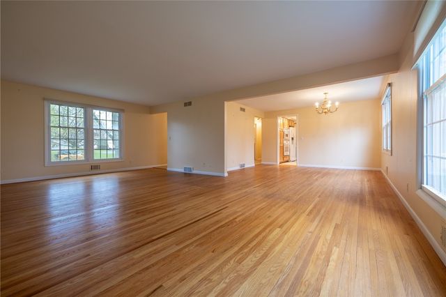 74 Harper Drive, Pittsford, NY 14534