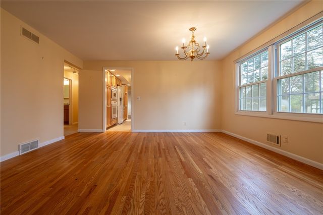 74 Harper Drive, Pittsford, NY 14534