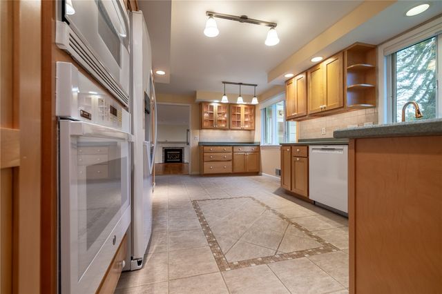 74 Harper Drive, Pittsford, NY 14534