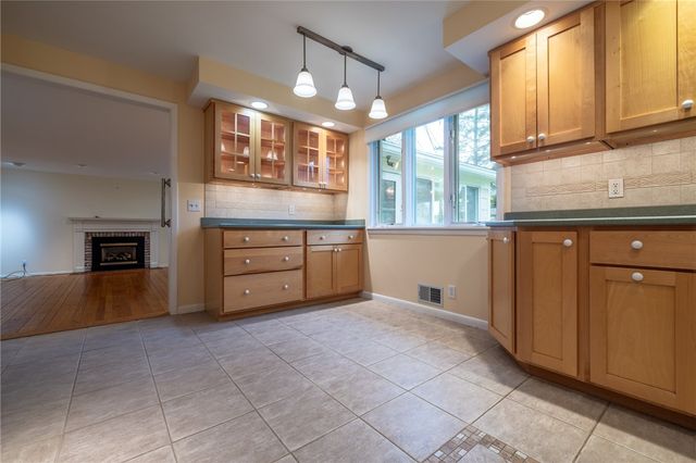 74 Harper Drive, Pittsford, NY 14534