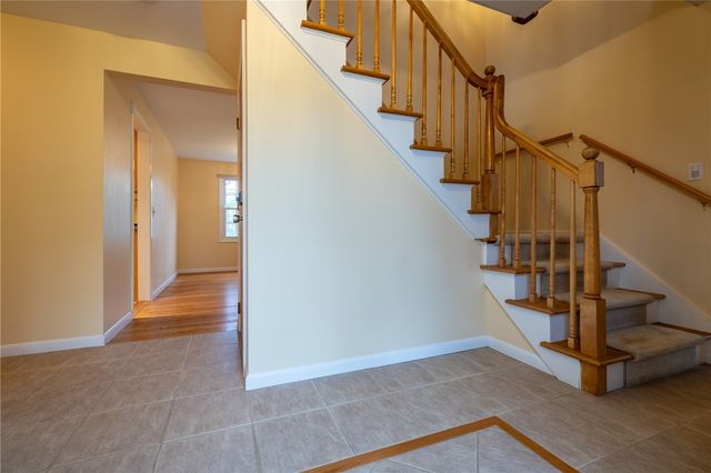 74 Harper Drive, Pittsford, NY 14534
