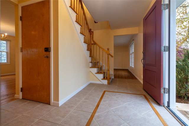 74 Harper Drive, Pittsford, NY 14534