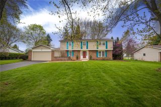 74 Harper Drive, Pittsford, NY 14534