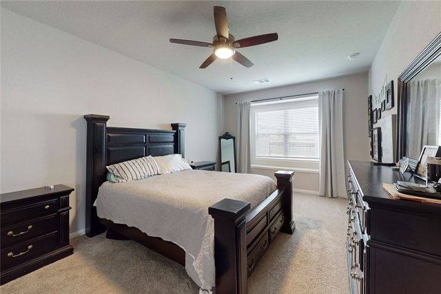 4717 Los Pines Way, Bryan, TX 77807