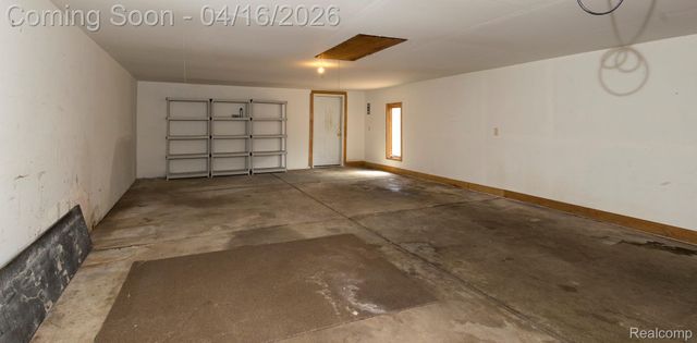 22200 Carleton Avenue, Southfield, MI 48033