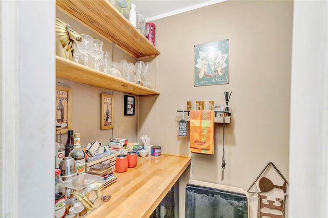 227 County Road 5033, Cleveland, TX 77327