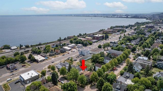 203 S 18th Avenue E, Duluth, MN 55812