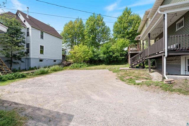 203 S 18th Avenue E, Duluth, MN 55812