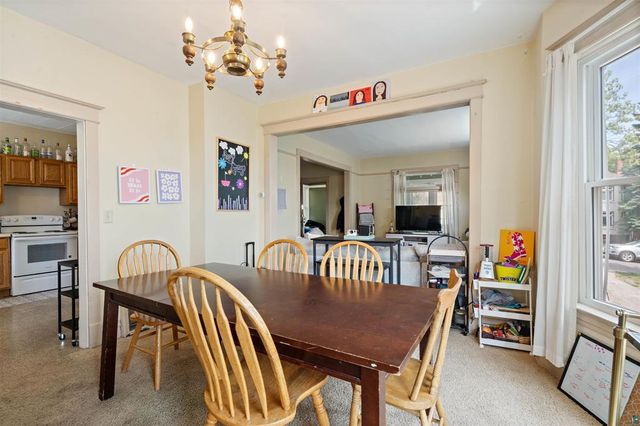 203 S 18th Avenue E, Duluth, MN 55812