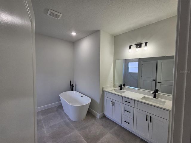 16670 SW 29TH TERRACE ROAD, Ocala, FL 34473