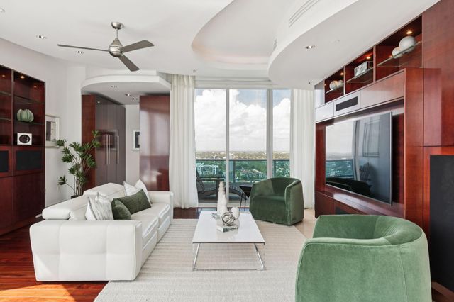 1600 S Ocean Boulevard UPH01, Lauderdale-By-The-Sea UPH01, Pompano Beach, FL 33062