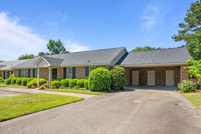 825 Westminster Lane, Kinston, NC 28501