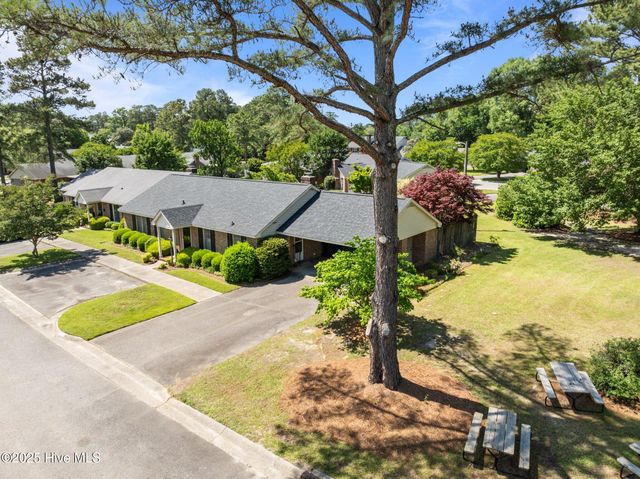 825 Westminster Lane, Kinston, NC 28501