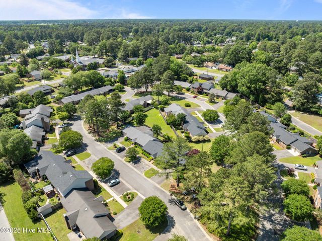 825 Westminster Lane, Kinston, NC 28501