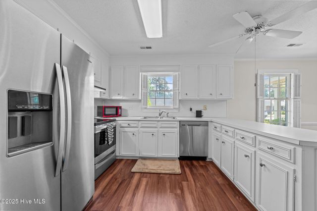 825 Westminster Lane, Kinston, NC 28501