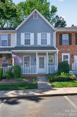 8214 Circle Tree Lane, Charlotte, NC 28277