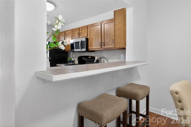 8214 Circle Tree Lane, Charlotte, NC 28277