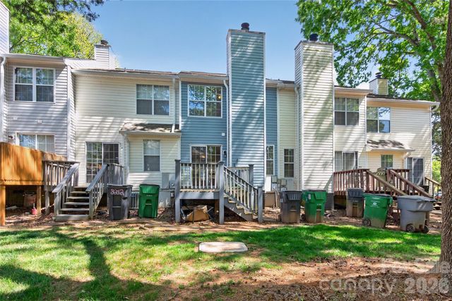 8214 Circle Tree Lane, Charlotte, NC 28277
