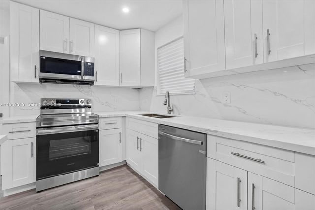 14431 NW 13th Rd, Miami, FL 33167