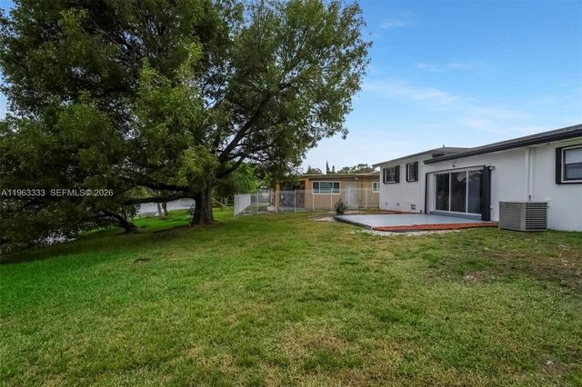 14431 NW 13th Rd, Miami, FL 33167