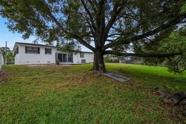 14431 NW 13th Rd, Miami, FL 33167