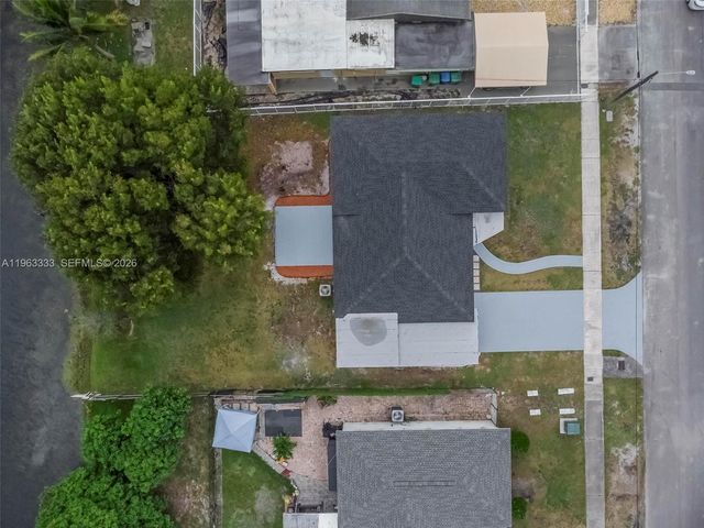 14431 NW 13th Rd, Miami, FL 33167