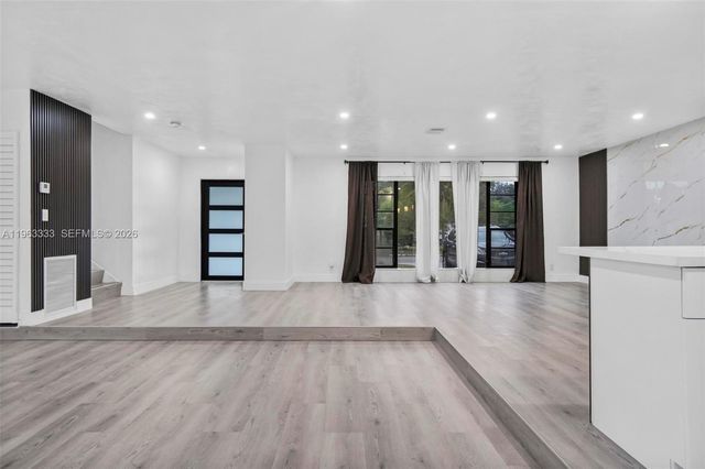 14431 NW 13th Rd, Miami, FL 33167